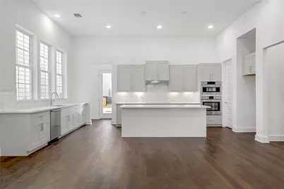 4502 Grassland Drive, Austin, TX 78723 - Photo 14