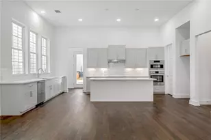 4502 Grassland Dr, Austin, TX 78723 - Photo 14