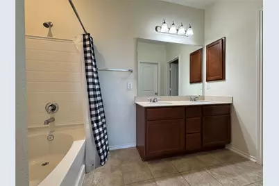 7607 Lazy Creek Drive, Austin, TX 78724 - Photo 10