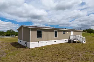 107 Appaloosa Dr, Kyle, TX 78640 - Photo 14