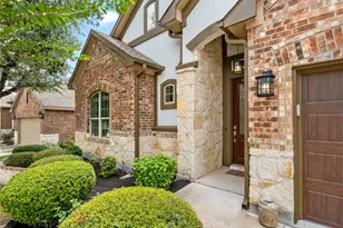3869 Skyview Way, Round Rock, TX 78681 - Photo 4