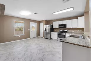 18436 Weatherby Ln, Elgin, TX 78621 - Photo 4