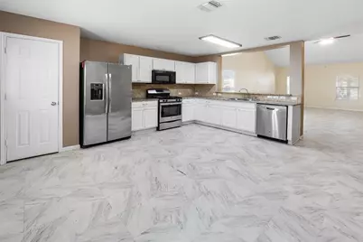 18436 Weatherby Lane, Elgin, TX 78621 - Photo 6