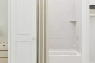 512 Corniche Cir, Hutto, TX 78634 - Photo 34