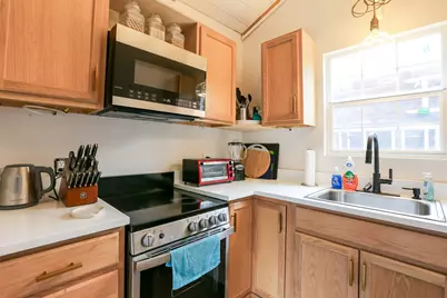 308 E 32nd Street #B, Austin, TX 78705 - Photo 8