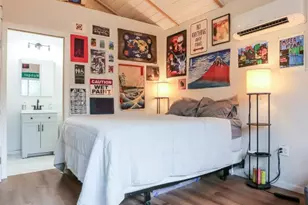 308 E 32nd St, Austin, TX 78705 - Photo 20