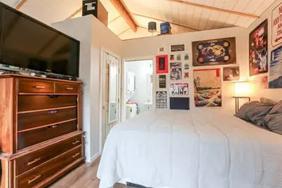 308 E 32nd Street #B, Austin, TX 78705 - Photo 18