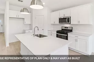 395 San Juan Trl, Bastrop, TX 78602 - Photo 10