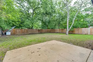 5617 Tallow Tree Dr, Austin, TX 78744 - Photo 24