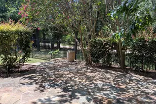 7737 Little Deer Trail, Georgetown, TX 78628 - Photo 14
