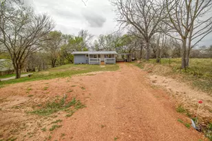 243 Riverwood Dr, Bastrop, TX 78602 - Photo 4