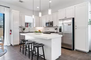 1126 Linden St, Austin, TX 78702 - Photo 6