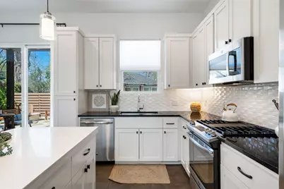 1126 Linden Street #1, Austin, TX 78702 - Photo 8