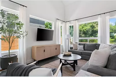 1126 Linden Street #1, Austin, TX 78702 - Photo 4