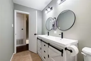 1703 Waterloo Tr, Austin, TX 78704 - Photo 20