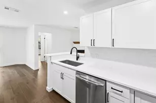 2129 Redwing Way, Round Rock, TX 78664 - Photo 12