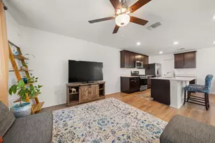 7204 Sparkling Light Dr, Del Valle, TX 78617 - Photo 12