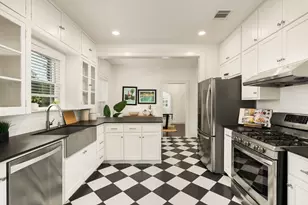 1612 Travis Heights Blvd, Austin, TX 78704 - Photo 10