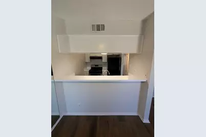 7801 Shoal Creek Boulevard #201, Austin, TX 78757 - Photo 4