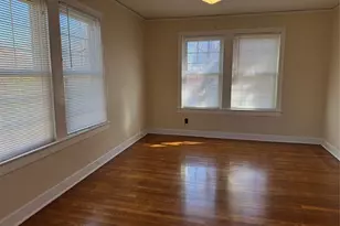 703 W 35, Austin, TX 78705 - Photo 16