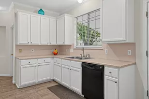 1214 Disraeli Cir, Pflugerville, TX 78660 - Photo 14