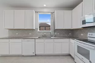 305 Los Cobos Ln, Georgetown, TX 78626 - Photo 10