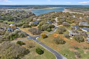 204 Bedford Dr Lot 266, Spicewood, TX 78669 - Photo 12