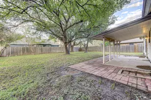 208 Oak Ridge Dr, Pflugerville, TX 78660 - Photo 24