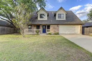 208 Oak Ridge Dr, Pflugerville, TX 78660 - Photo 2