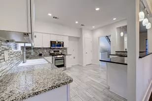 208 Oak Ridge Dr, Pflugerville, TX 78660 - Photo 10