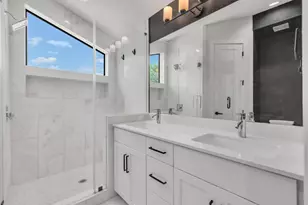 408 W Odell St, Austin, TX 78752 - Photo 18