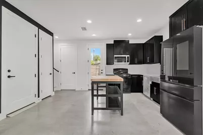 408 W Odell Street #2, Austin, TX 78752 - Photo 8
