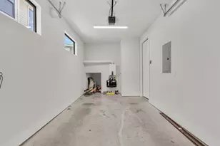 408 W Odell St, Austin, TX 78752 - Photo 28