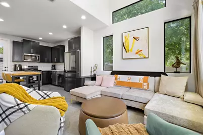 408 W Odell Street #2, Austin, TX 78752 - Photo 4