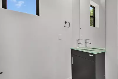408 W Odell Street #2, Austin, TX 78752 - Photo 12