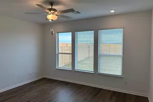 321 Horsemint Ln, Georgetown, TX 78633 - Photo 6