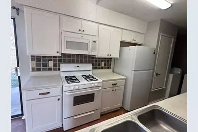 3603 Buffalo Springs Trl Trail #C, Georgetown, TX 78628 - Photo 2