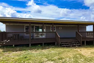 136 Alameda Dr, Cedar Creek, TX 78612 - Photo 6