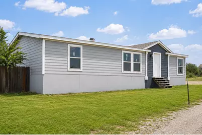 136 Alameda Drive, Cedar Creek, TX 78612 - Photo 8
