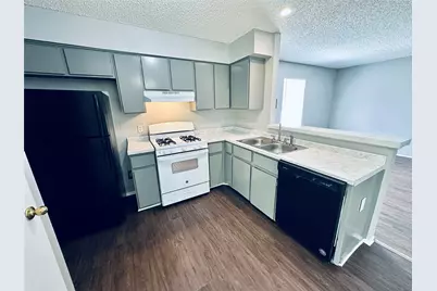 4901 Merritt Circle #D, Austin, TX 78744 - Photo 2