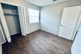 4901 Merritt Cir, Austin, TX 78744 - Photo 18