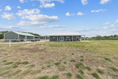 2002 County Road 1154, Lampasas, TX 76550 - Photo 34