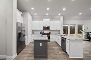 341 Pisa Ln, Georgetown, TX 78628 - Photo 10