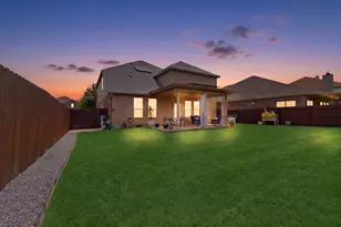 1006 S Pasture Dr, Hutto, TX 78634 - Photo 2