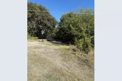 800 Arnold Drive, Bartlett, TX 76511 - Photo 1