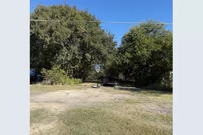 800 Arnold Drive, Bartlett, TX 76511 - Photo 8