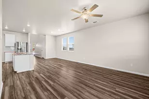 221 Longmount Cv, Liberty Hill, TX 78642 - Photo 12