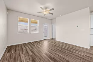 221 Longmount Cv, Liberty Hill, TX 78642 - Photo 10