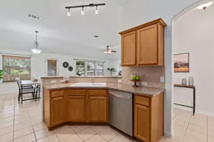 122 Copperwood Loop, Round Rock, TX 78665 - Photo 10