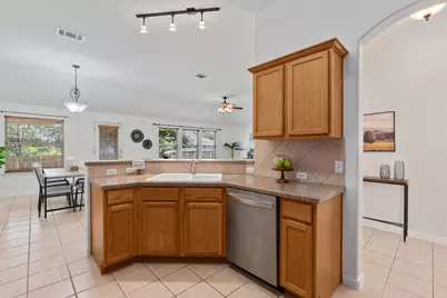 122 Copperwood Loop, Round Rock, TX 78665 - Photo 10
